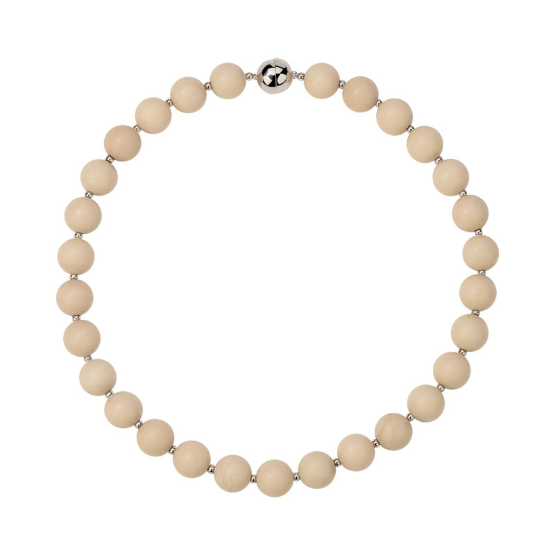 Collar de cuentas de piedra blanca natural