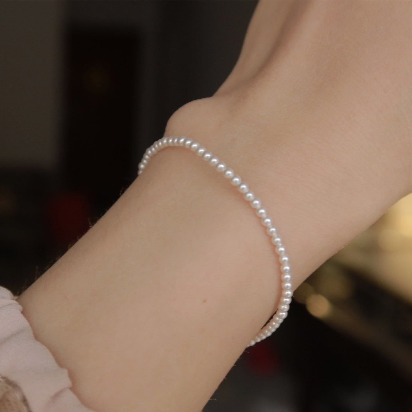 Pulsera de mini perlas raras de 2 mm